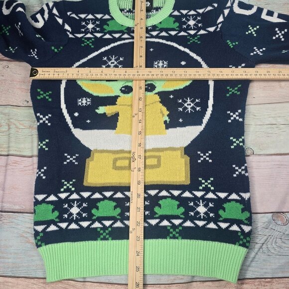 Star Wars Geeknet Grogu Snow Globe Ugly Christmas Sweater Small - Picture 7 of 9